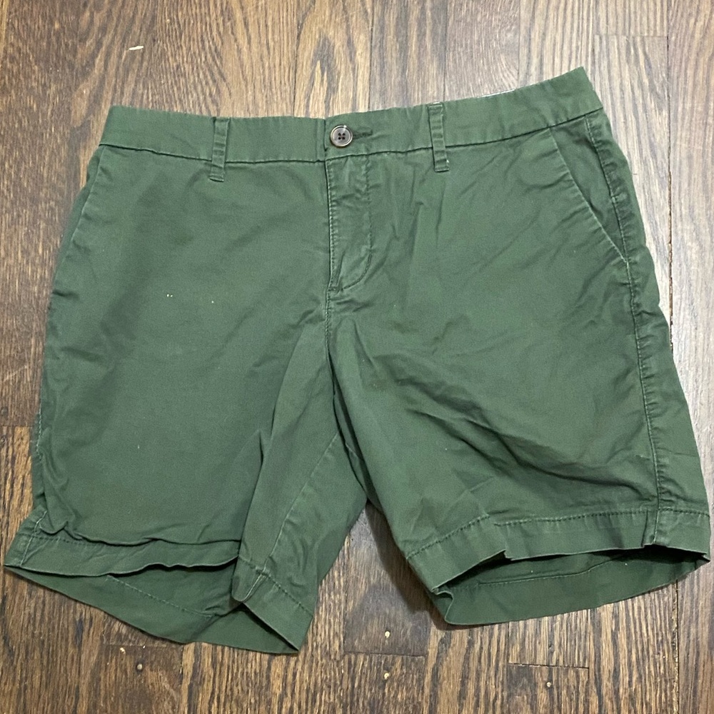 Green Women’s Old Navy shorts